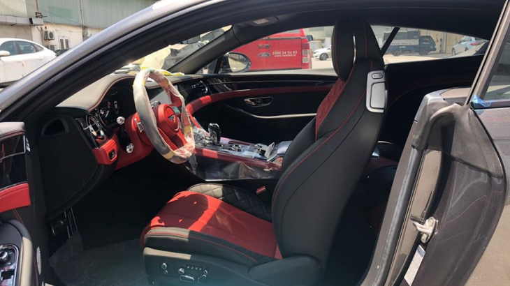 Bentley Continental GT V8