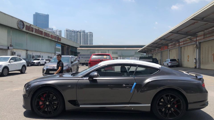 Bentley Continental GT V8