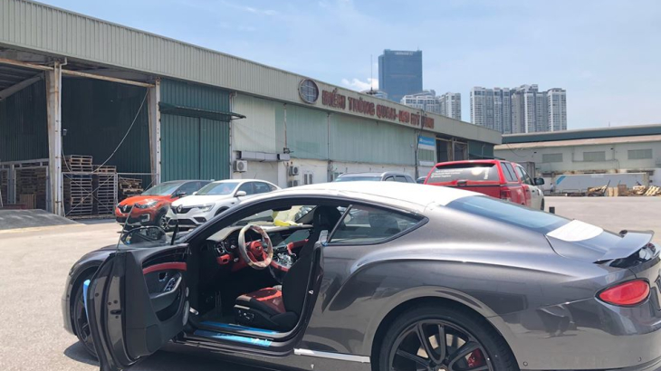 Bentley Continental GT V8