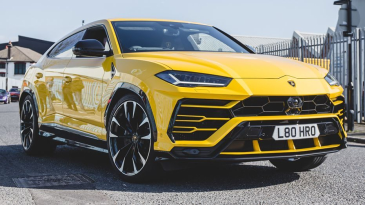 Сколько весит lamborghini urus