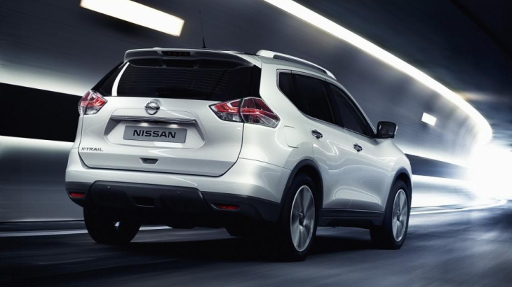 Nissan X-Trail 2.5 SV 4WD