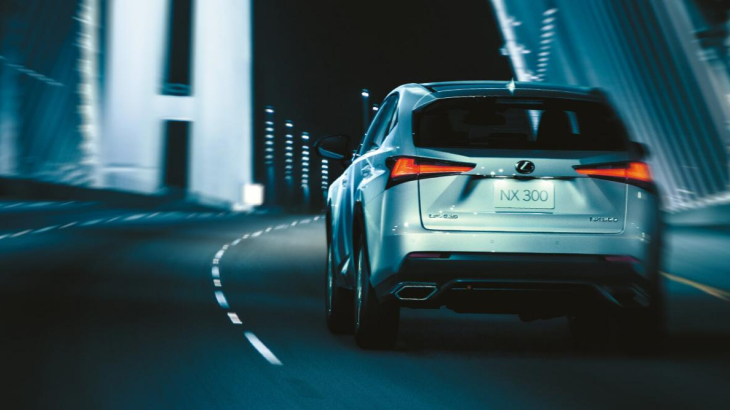 Lexus NX 300