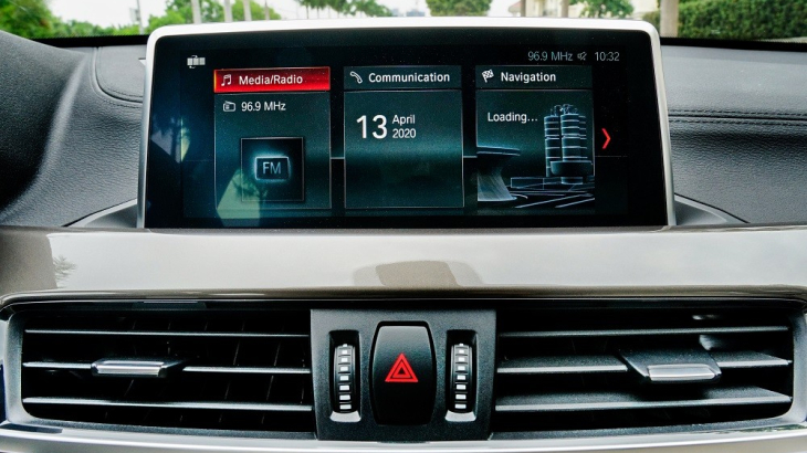 BMW X1 sDrive18i xLine