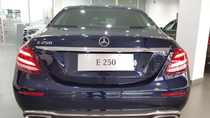 Mercedes-Benz E 250