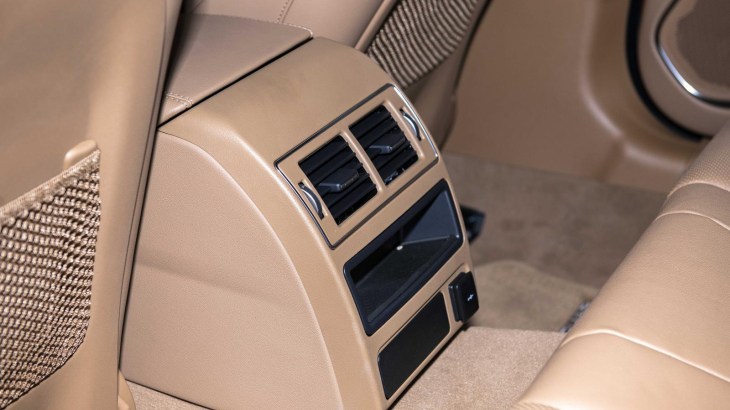 Jaguar XF 2.0 R-Dynamic SE (300PS)