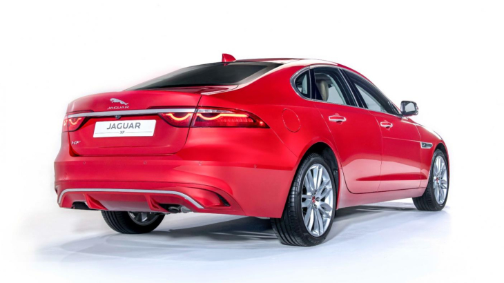 Jaguar XF 2.0 R-Dynamic SE (300PS)