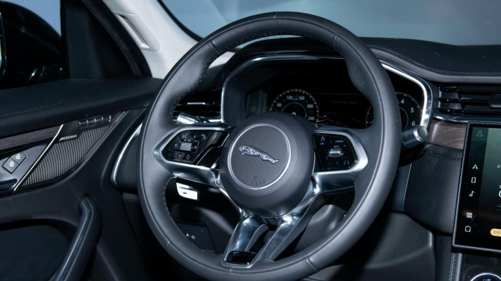 Jaguar F-Pace 3.0 SE