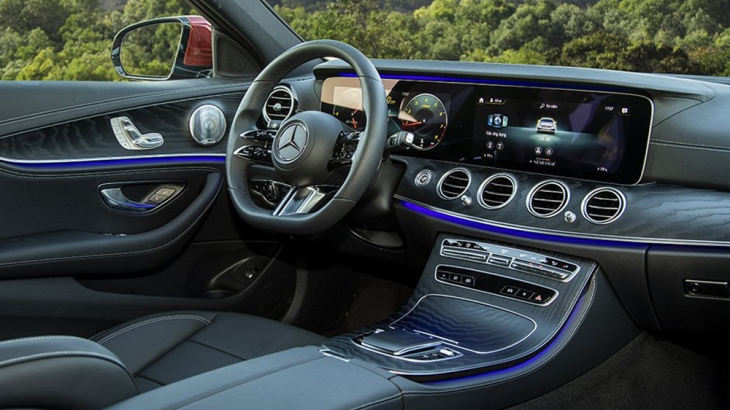 Mercedes-Benz E 300 AMG