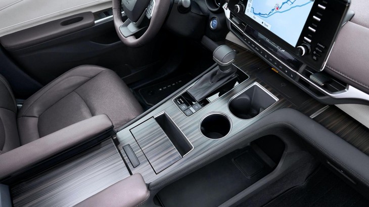 Toyota Sienna Platinum