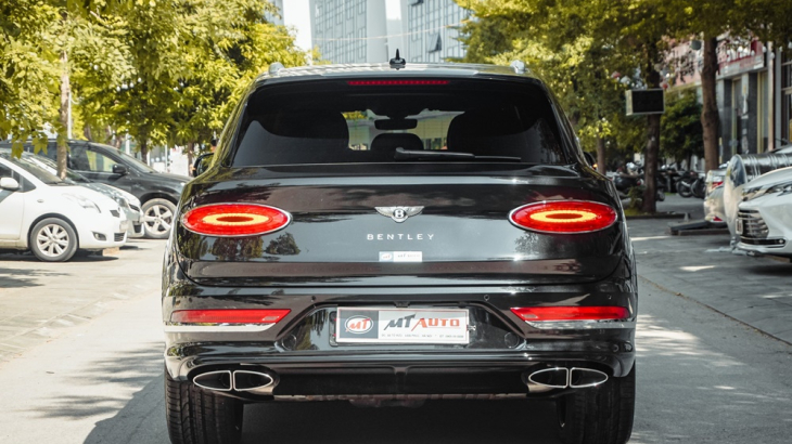 Bentley Bentayga First Edition