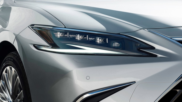 Lexus ES 300h