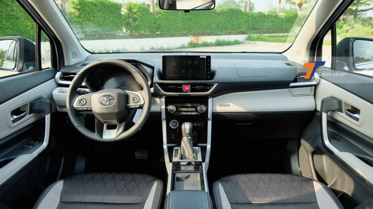 Toyota Veloz Cross CVT