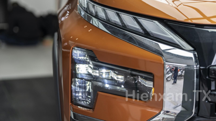 Mitsubishi Xpander Cross