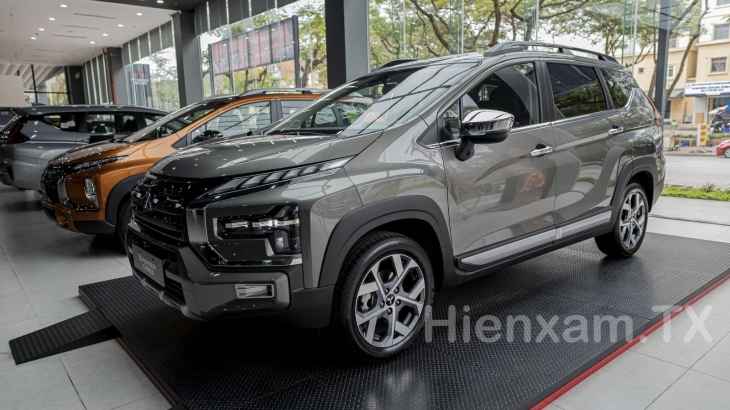 Mitsubishi Xpander Cross