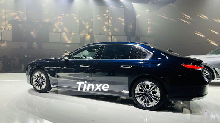 740i Pure Excellence