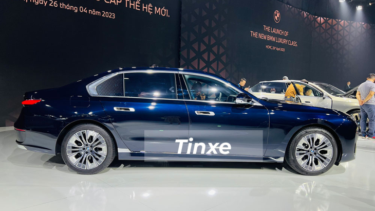 740i Pure Excellence