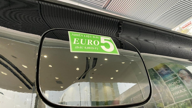 Toyota Hilux 2.4 4×2 AT