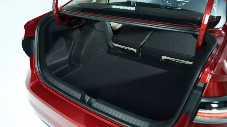 Volkswagen Virtus Luxury