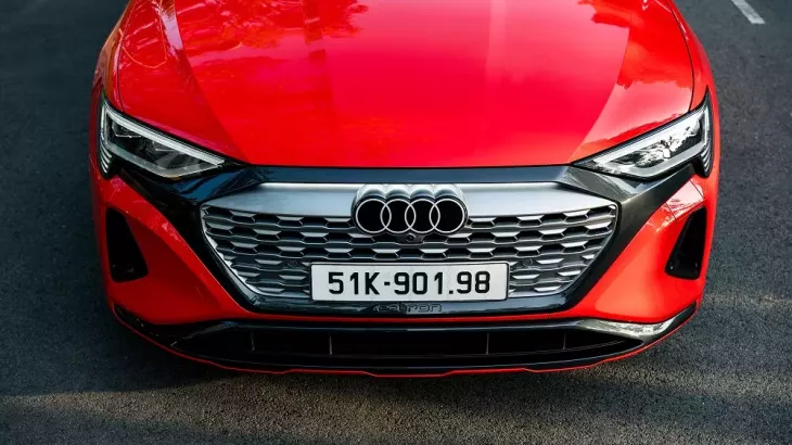 Audi Q8 e-tron 55 quattro Advanced