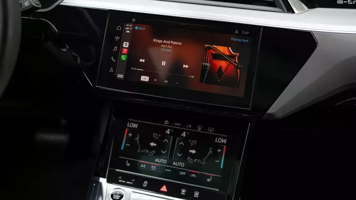 Audi Q8 e-tron 55 quattro Advanced