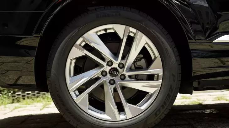 Audi Q7 45 TFSI quattro