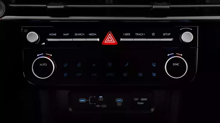 Hyundai Tucson Dầu đặc biệt