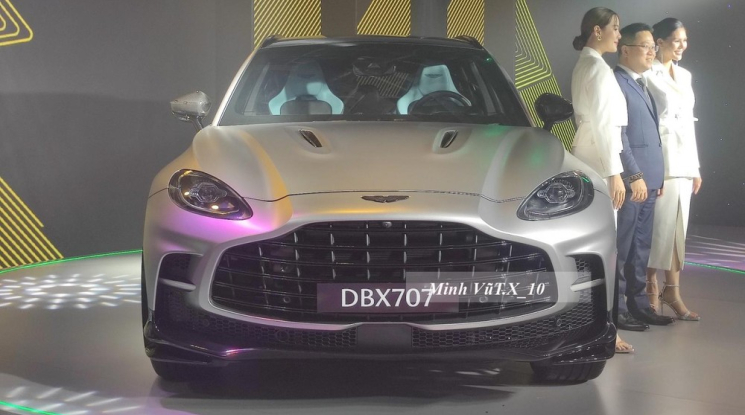 Đã có bao nhiêu xe Aston Martin DBX 707 - SUV V8 nhanh nhất thế giới - về Việt Nam? Giá bán ra sao?