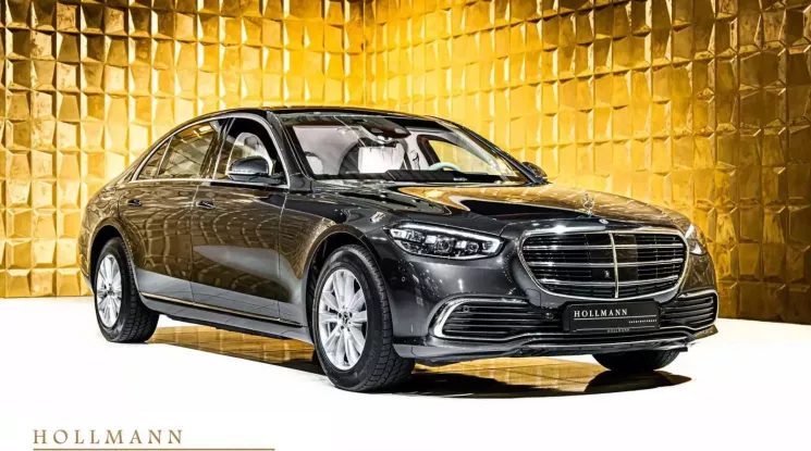 Cứ tưởng như Mercedes-Benz S-Class bình thường nhưng hóa ra chiếc xe này "đụng vào phỏng tay"