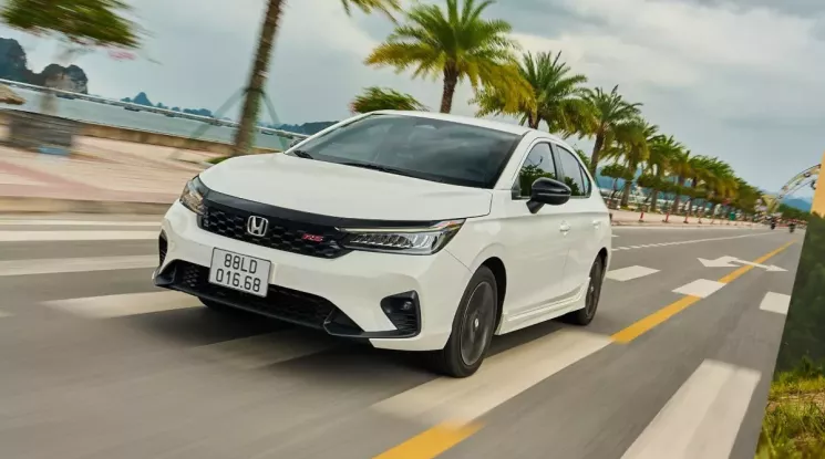 Doanh số sedan hạng B tháng 9/2025: Duy nhất Honda City "cắm đầu"
