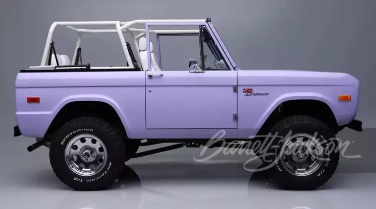 Đây chắc chắn là Ford Bronco đắt nhất thế giới, ai đó đã mạnh dạn trả 11,57 tỷ đồng
