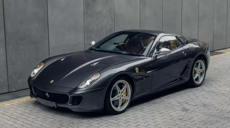 Ly kỳ câu chuyện về xe Ferrari số sàn cuối cùng được chế tạo: Nâng cấp cả thông số kỹ thuật HGTE tối ưu