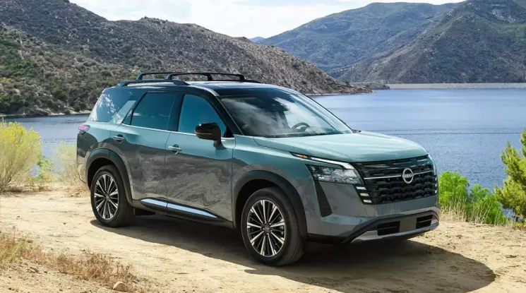 SUV 7 chỗ Nissan Pathfinder 2026 trình làng, thêm tính năng "nắp ca-pô xuyên thấu"