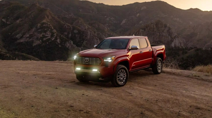 Cận cảnh Toyota Tacoma 2026 mới ra mắt: Xe bán tải hạng nặng đã có vài chiếc về Việt Nam