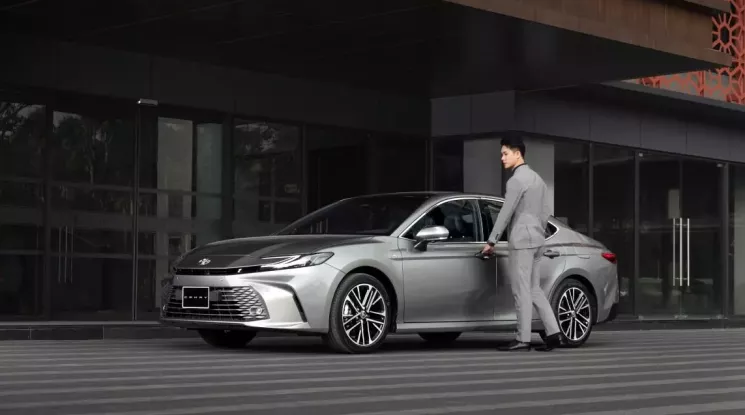 Doanh số sedan hạng D tháng 10/2025: Toyota Camry cuối cùng cũng "thoát dớp" bán dưới 200 xe