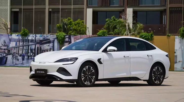 BYD Seal được khuyến mãi đến 100 triệu đồng tại Việt Nam để xả hàng tồn