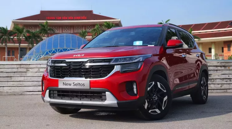 Kia Seltos lần đầu bán gần 1.000 xe trong 1 tháng tại Việt Nam, giá khởi điểm giảm còn 564 triệu