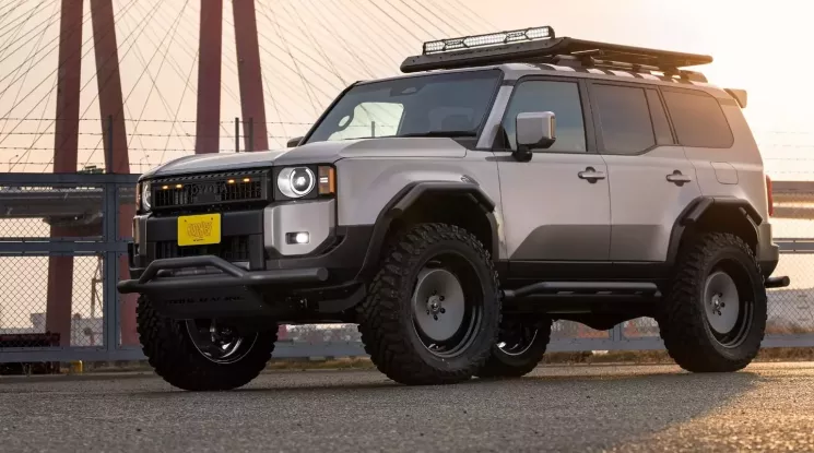 Chiếc xe Toyota Land Cruiser 250 này hoàn toàn khác biệt sau khi được Kuhl tạo ra