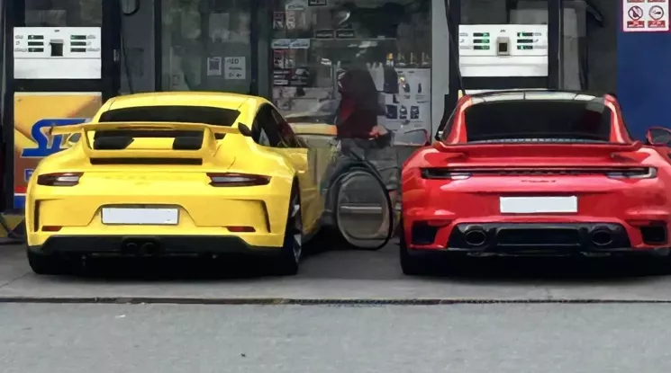 Porsche 911 GT3 991.2 độc nhất Việt Nam bất ngờ tái xuất cùng Porsche 911 Turbo S