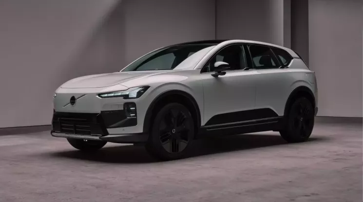 Cận cảnh Volvo EX60 Cross Country mới ra mắt, thách thức mới của Rivian R2