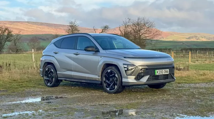 Vì sao người Anh lại "phát cuồng" với xe điện Hyundai Kona?