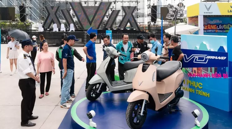 Không chỉ ô tô, VinFast còn là "ông trùm" của làng xe máy điện Việt Nam
