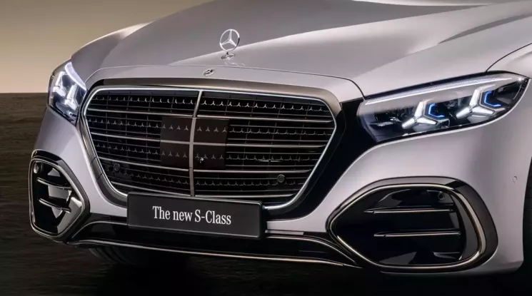 Đèn pha của Mercedes-Benz S-Class 2026 "xịn sò" hơn nhưng ít tốn điện hơn và dễ sửa hơn