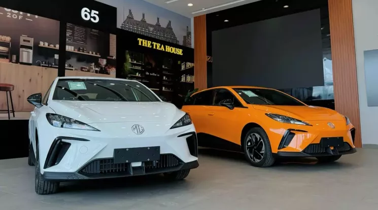 Ô tô điện Trung Quốc MG4 được giảm giá hơn 300 triệu đồng để tìm khách