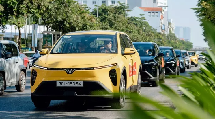 VinFast bán hơn 16.000 ô tô điện trong tháng 1/2026, Limo Green tiếp tục hút khách nhất toàn thị trường