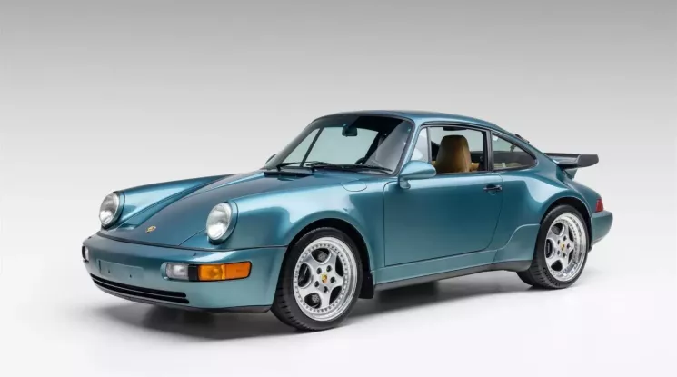 Mê mệt với chiếc Porsche 911 Turbo đời 1991 trong tình trạng hoàn hảo, chỉ mới chạy 16.000 dặm