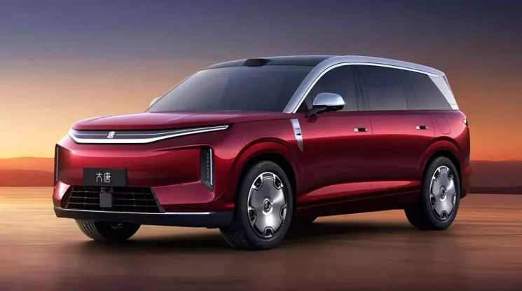 Vén màn BYD Datang - SUV cỡ lớn mới của Trung Quốc, chạy 200 km chỉ sau 5 phút sạc