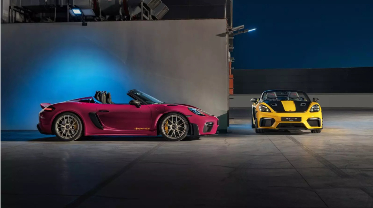 Cặp đôi xe thể thao mui trần Porsche 718 Spyder RS đầu tiên về nước: 2 chủ xe đều là "fan" của Porsche