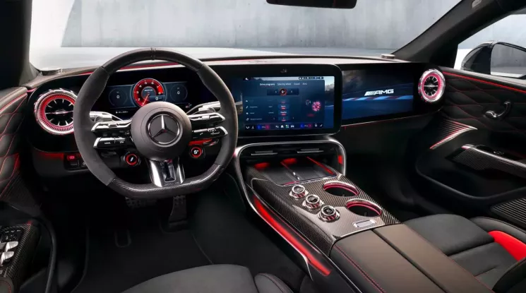 Nội thất Mercedes-AMG GT Coupe 4 cửa được hé lộ: Viền màn hình lớn, rất ít nút điều khiển vật lý