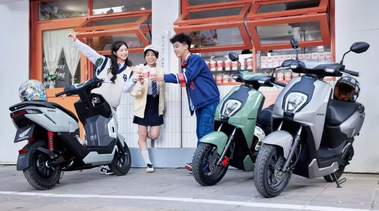Honda ICON e: xe điện học sinh bất ngờ lại được trung niên ưa chuộng nhờ lý do này