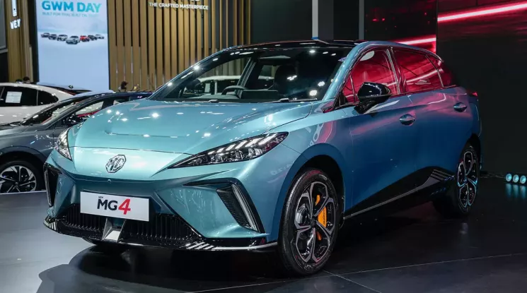 MG4 2026 - xe từng giảm giá hơn 300 triệu đồng tại Việt Nam - ra mắt phiên bản mới với trang bị tốt hơn